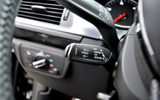 Audi A7 cena 85500 przebieg: 298590, rok produkcji 2012 z Płock małe 781